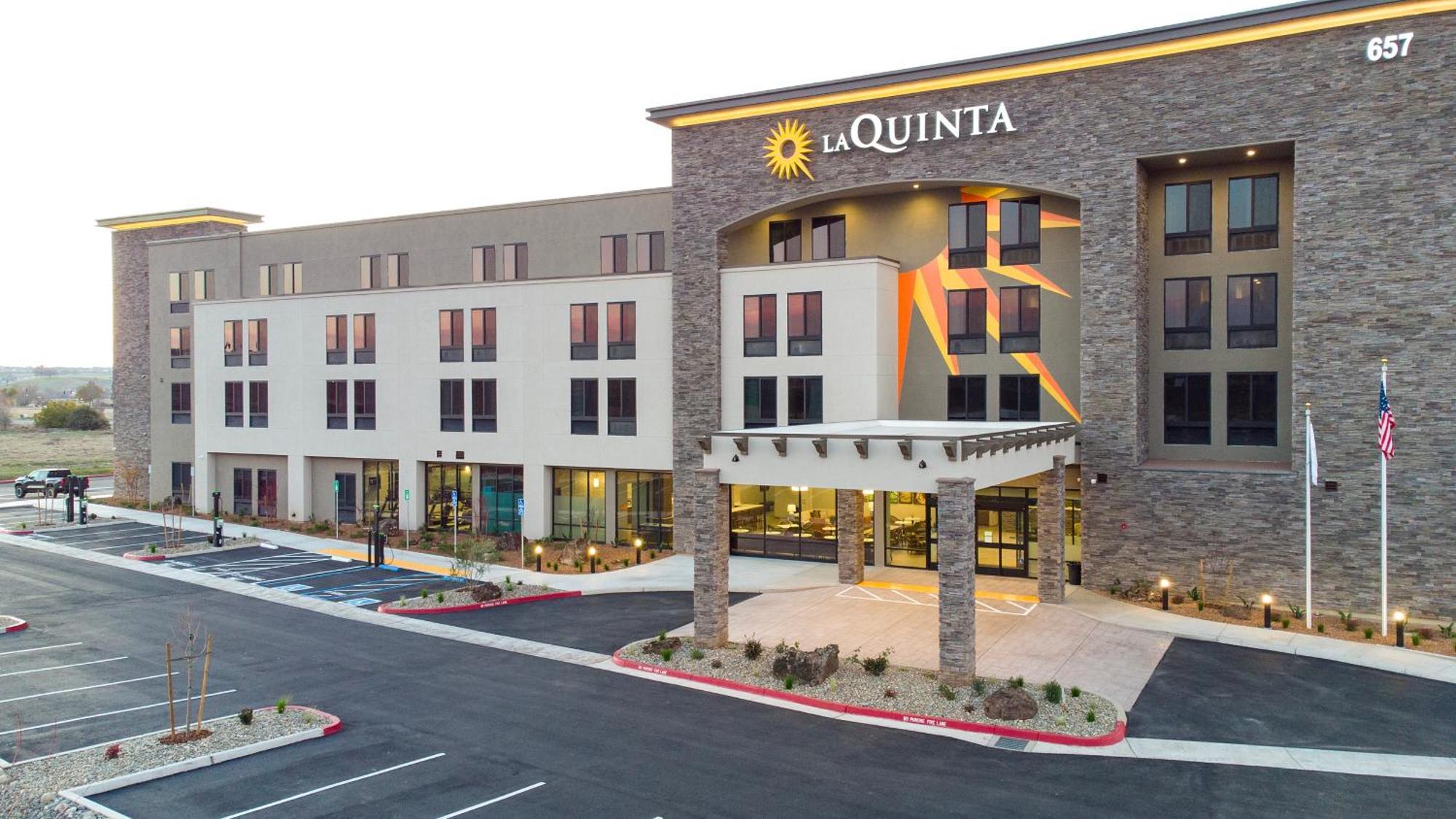 La Quinta Inn And Suites By Wyndham Lincoln Kültér fotó