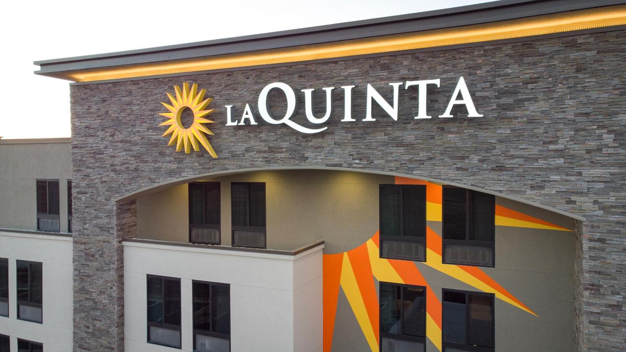 La Quinta Inn And Suites By Wyndham Lincoln Kültér fotó